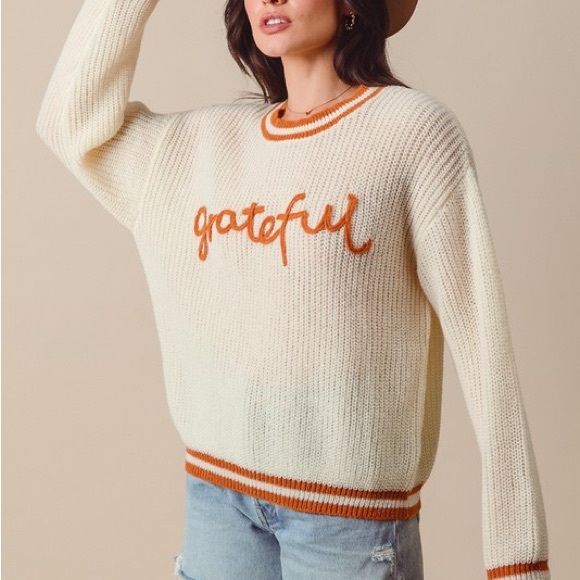 SO ME Thanksgiving Grateful Lettering Stitch Sweater - Picture 9 of 11